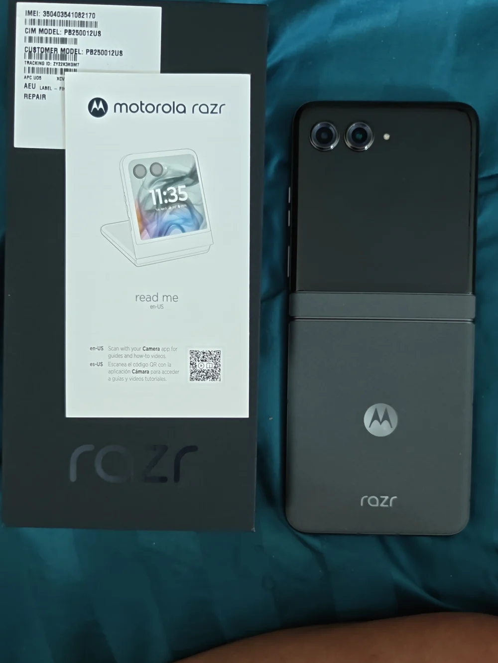 Motorola Razr Foldable Smartphone - Black